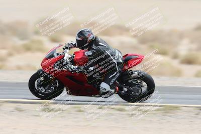 media/May-05-2025-Moto Forza (Mon) [[3c1838c5e5]]/2-B Group/Session 3 (Panning Test Turn 14 Inside)/